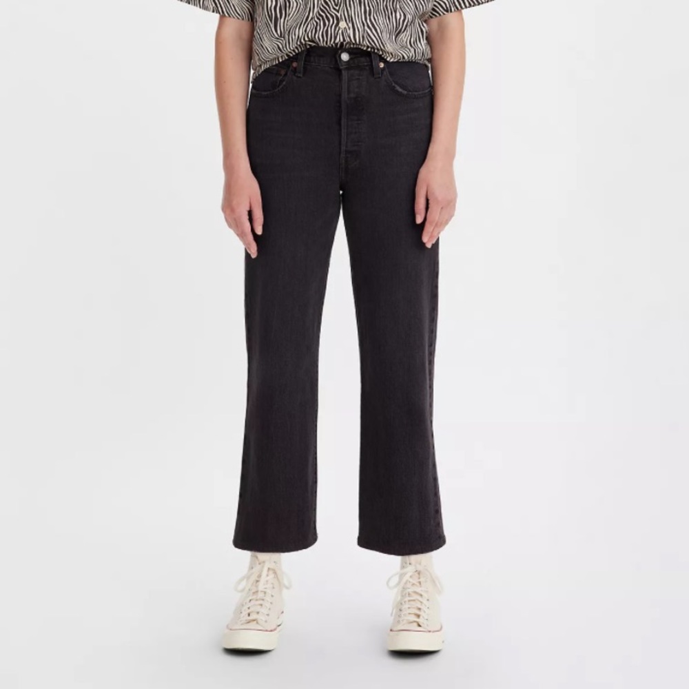 Levi’s Ribcage straight ankle jeans